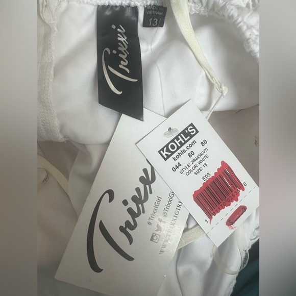 Trixxi Junior Ruffle-Trim - Picture 6 of 8